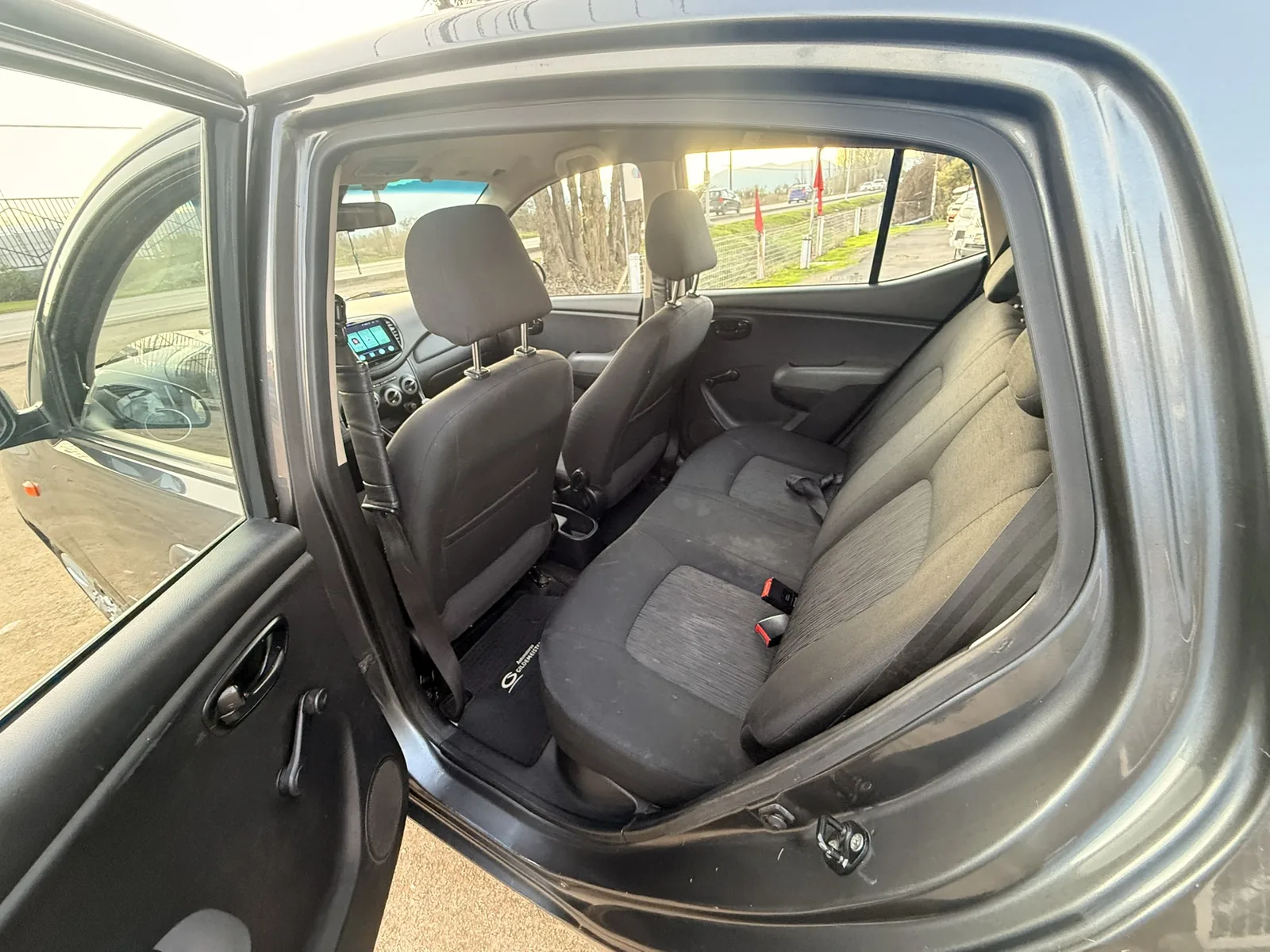 hyundai i10 foto 8