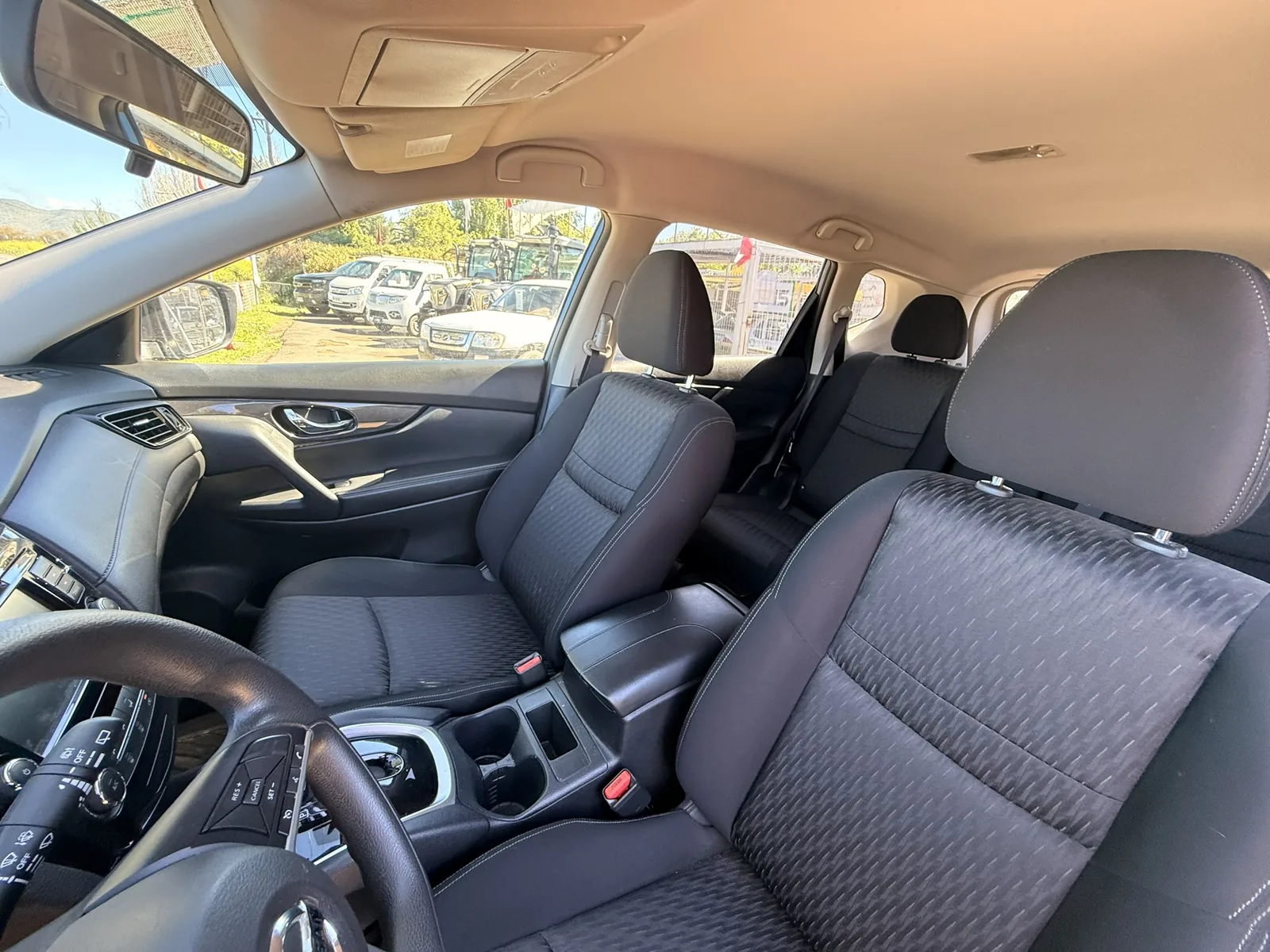 nissan xtrail foto 11
