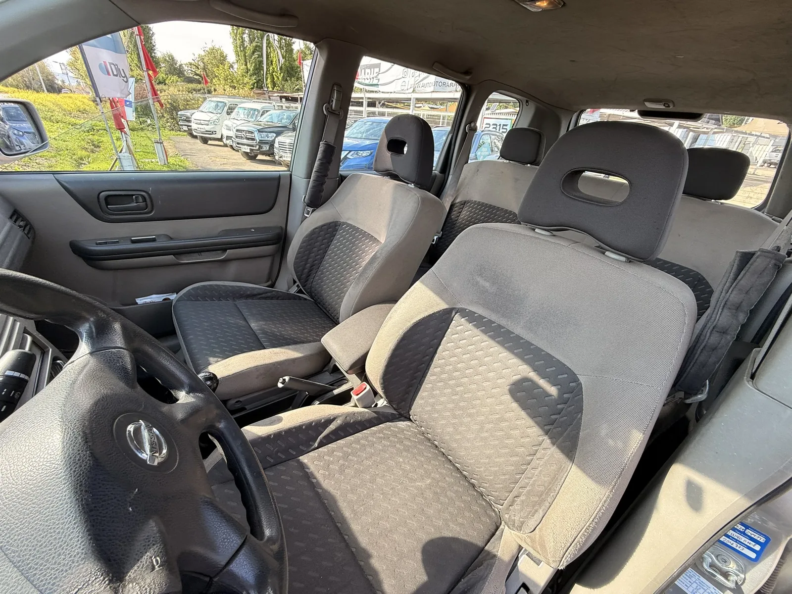 nissan xtrail foto 5