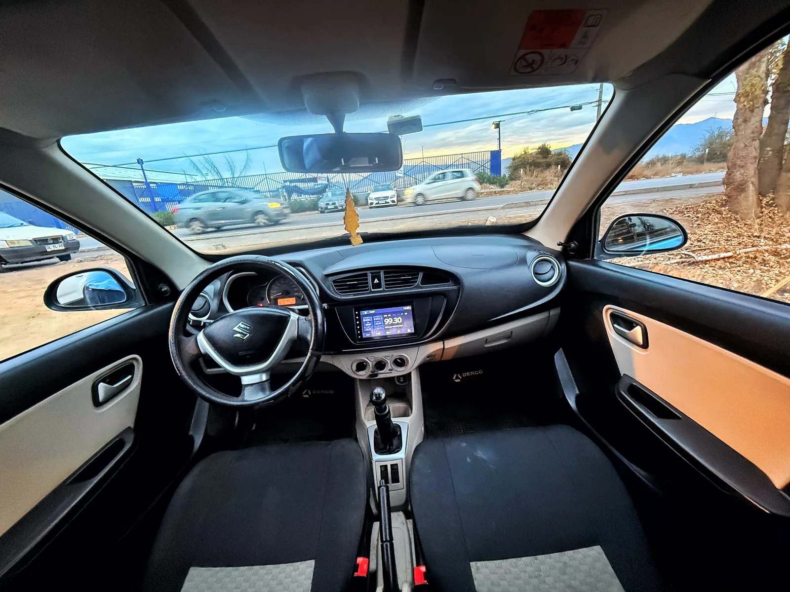 suzuki alto foto 8