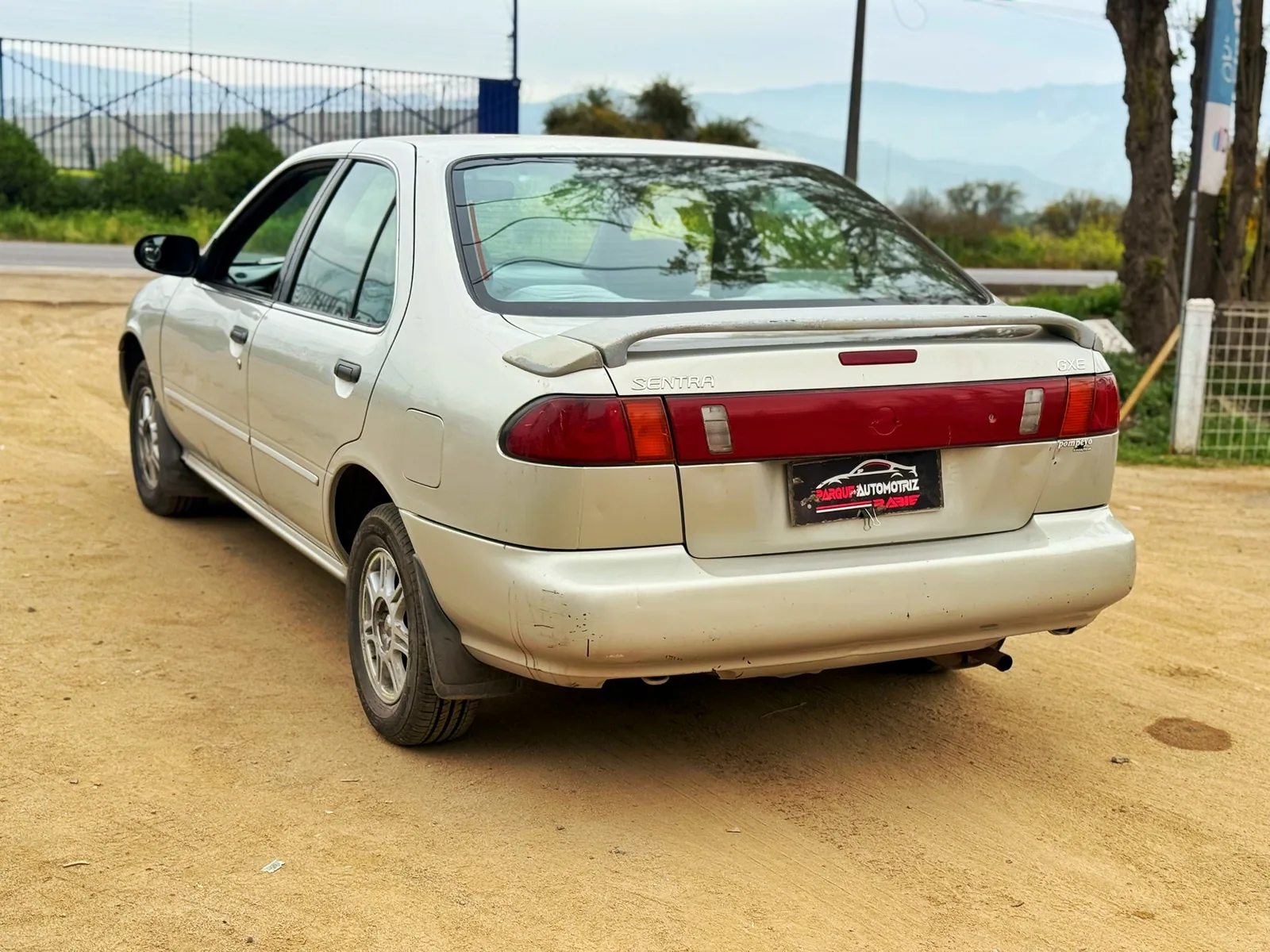 nissan sentra ll foto 6