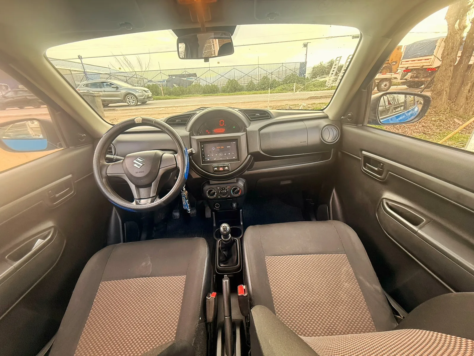 suzuki spresso foto 9