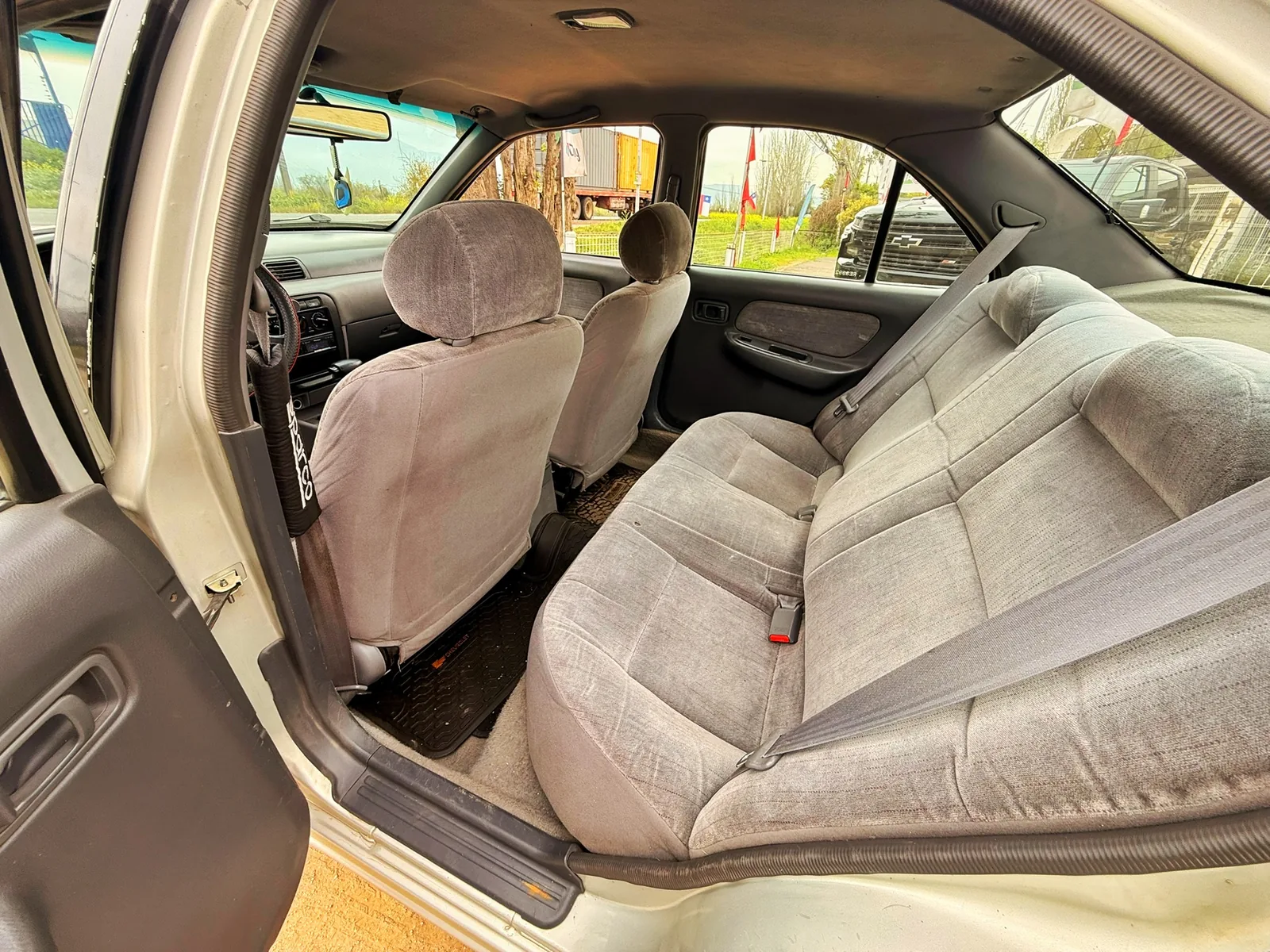 nissan sentra ll foto 8