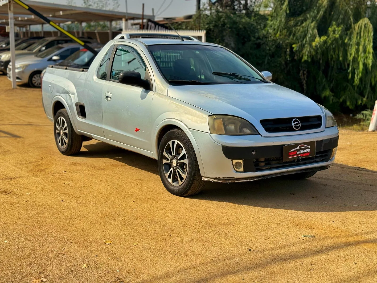 Chevrolet Montana foto 2