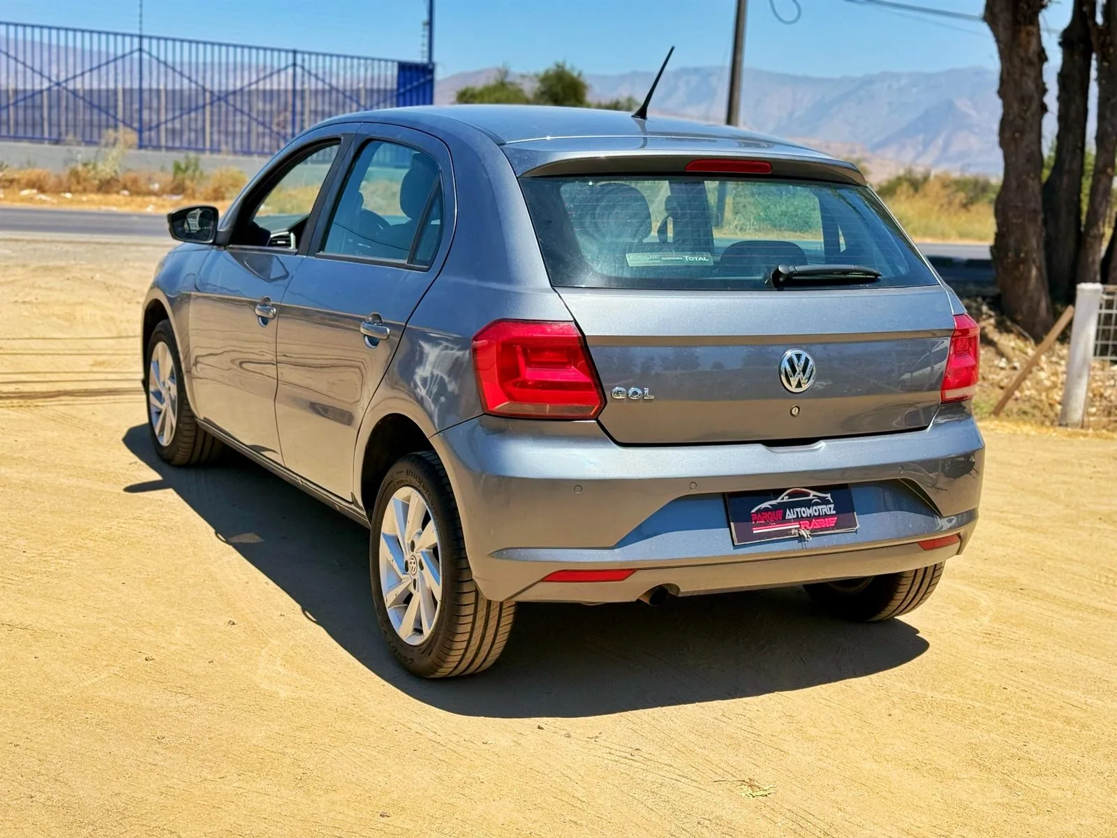 Volkswagen Gol Highline foto 5