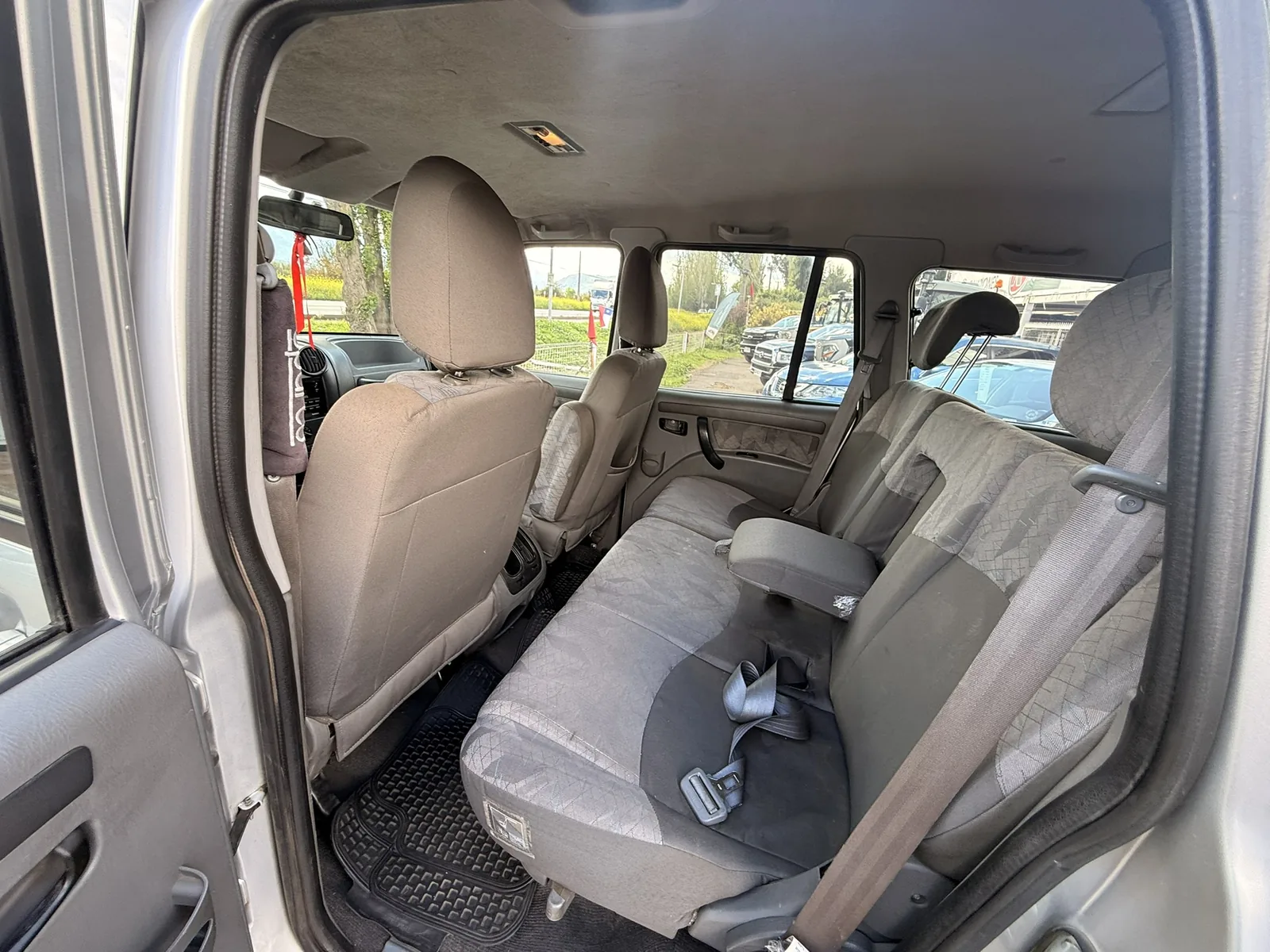 mahindra scorpio foto 3