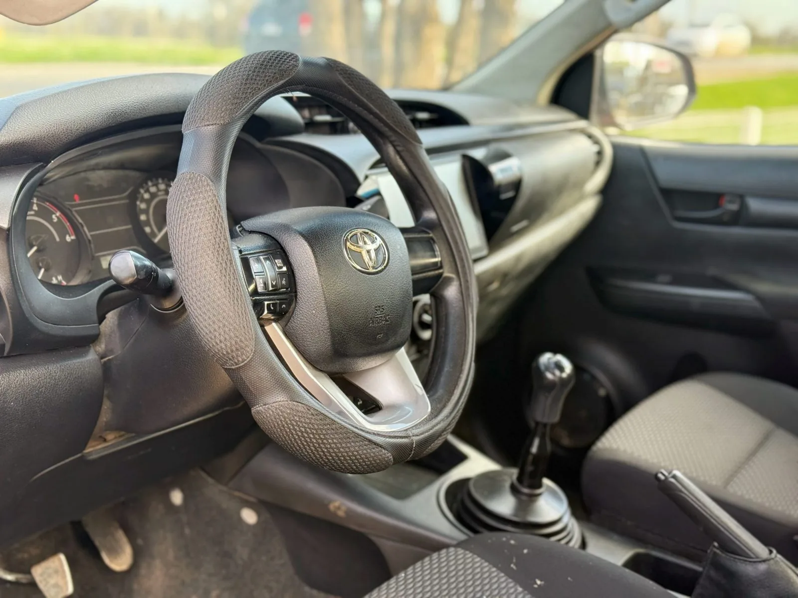 Toyota Hilux Dx 4x4 foto 6