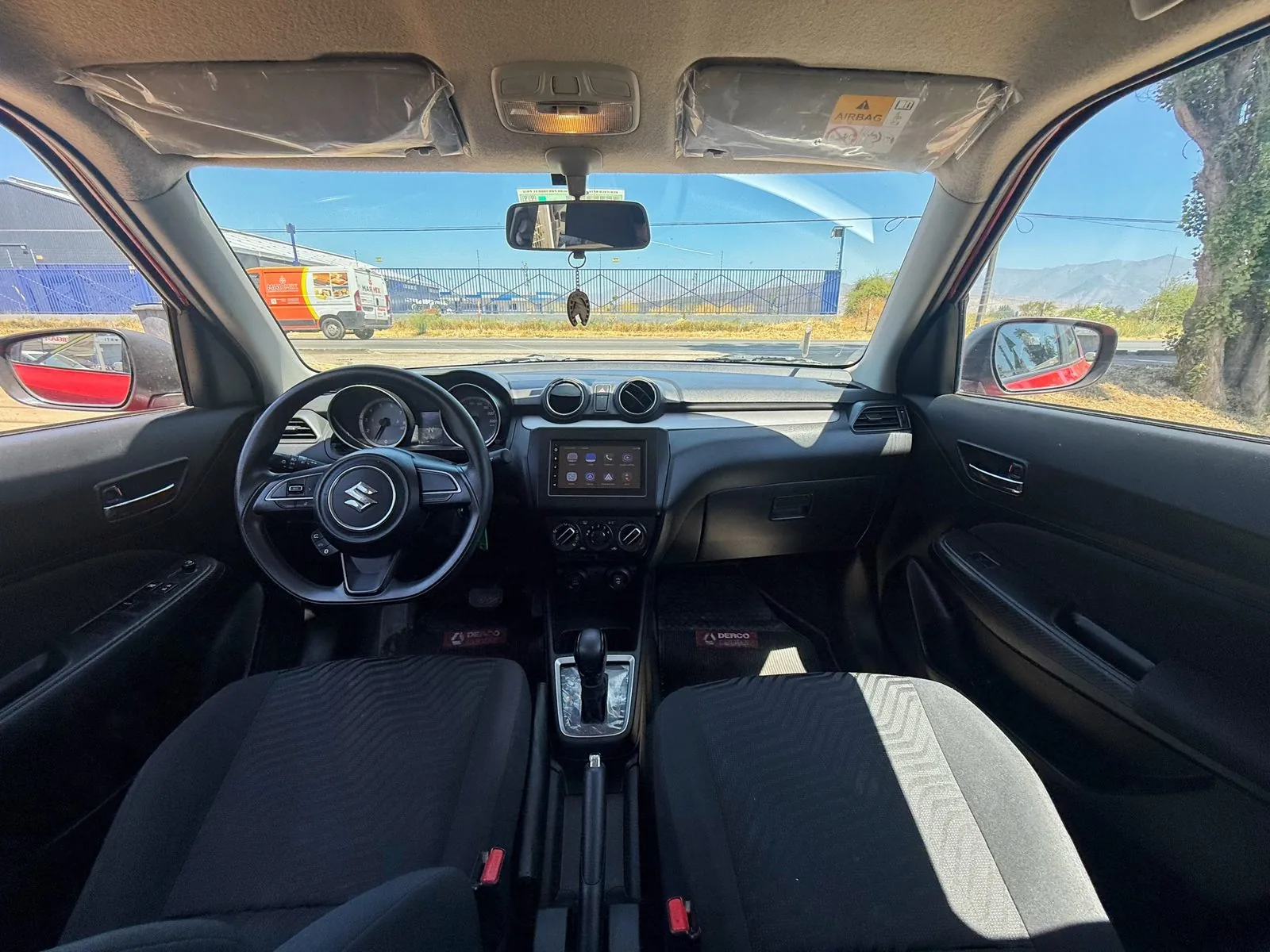 Suzuki Swift AT foto 6