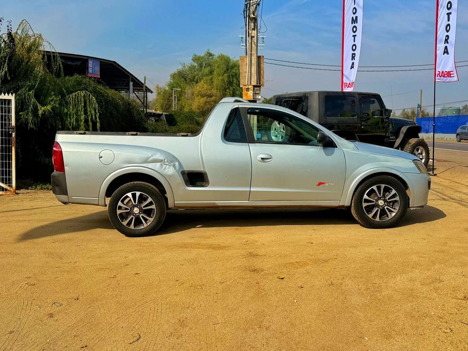 Chevrolet Montana foto 6