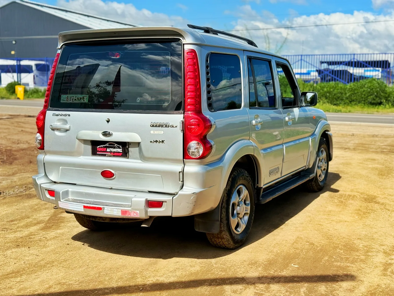 mahindra scorpio foto 7