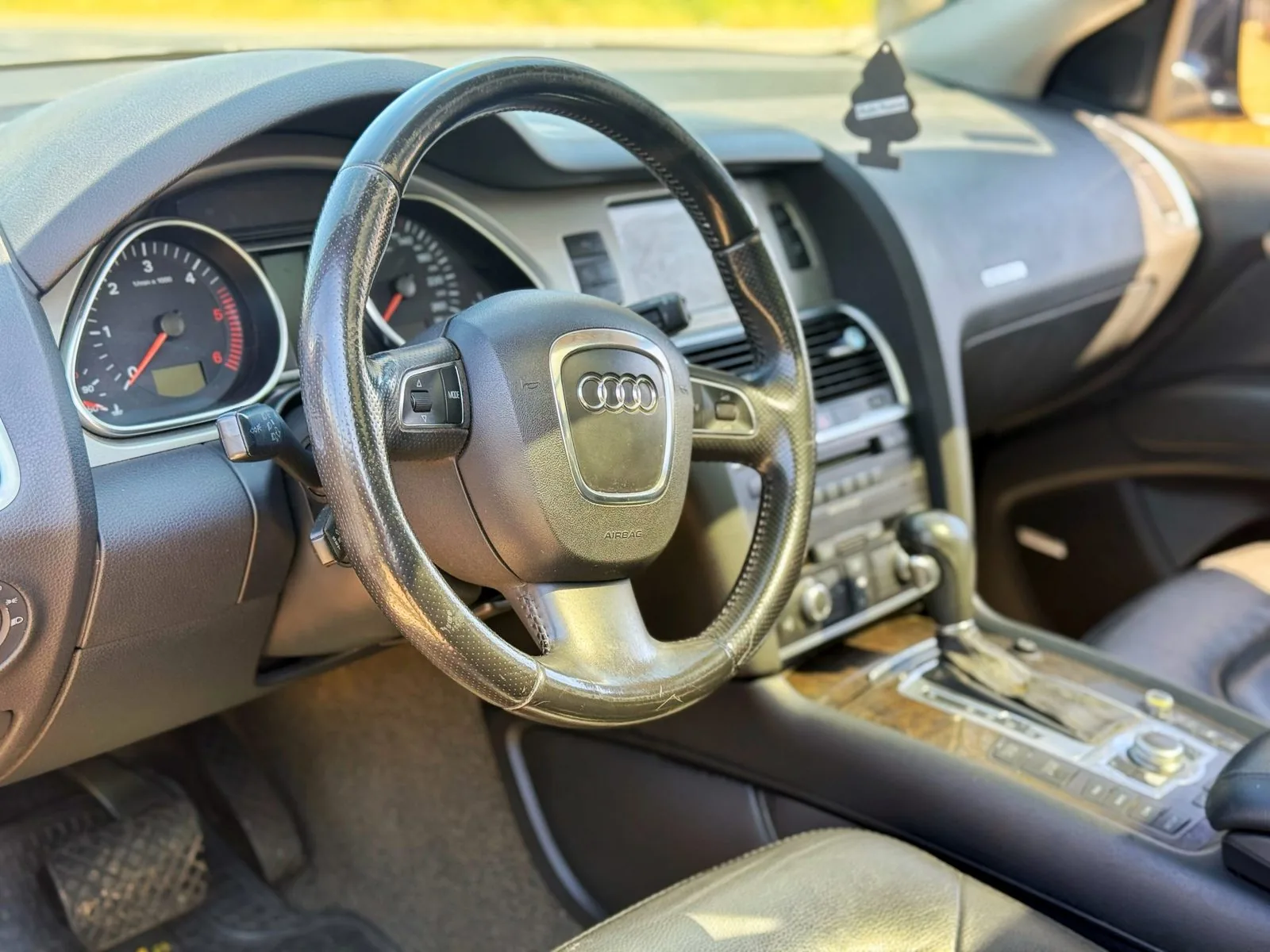Audi Q7 foto 3