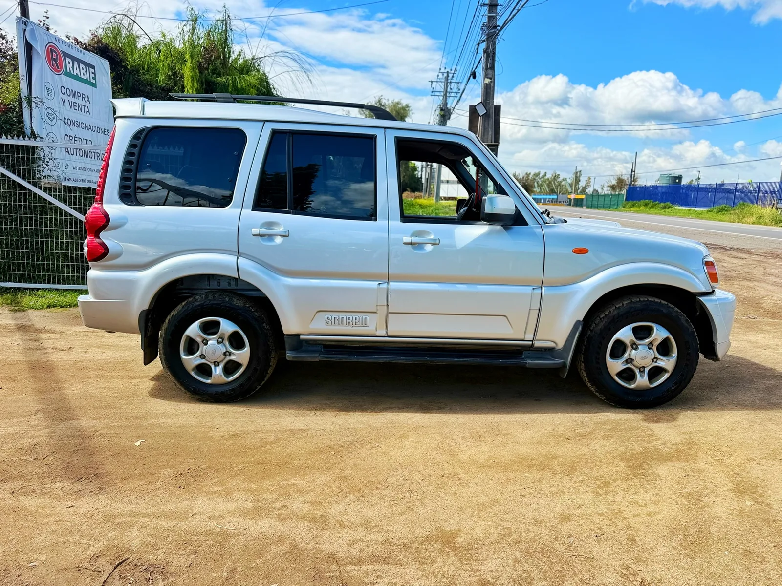 mahindra scorpio foto 11
