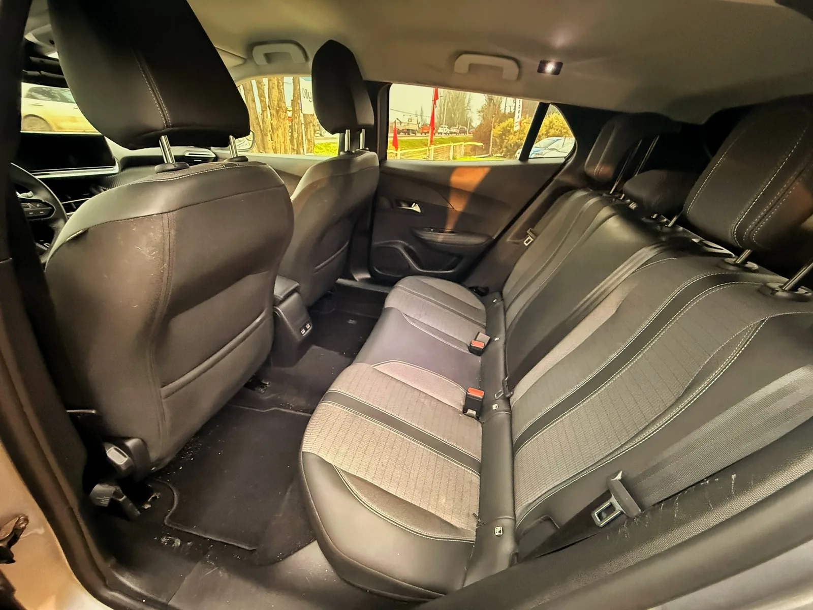 peugeot 3008 foto 8