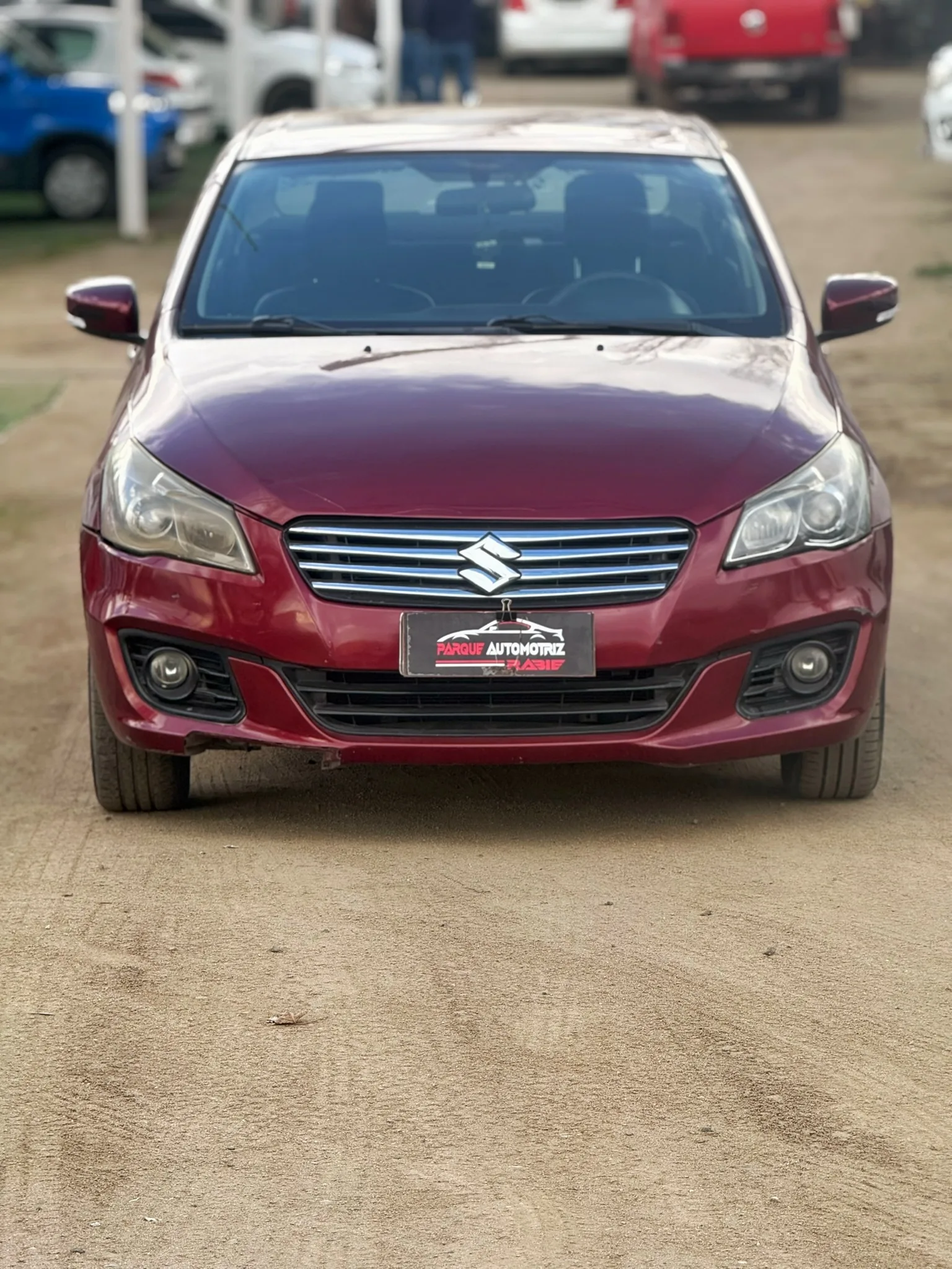 suzuki ciaz foto 3