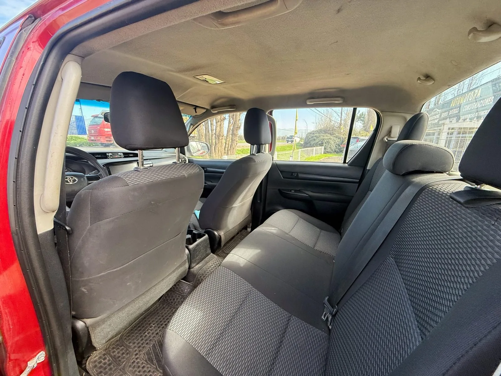 Toyota Hilux Dx 4x4 foto 8