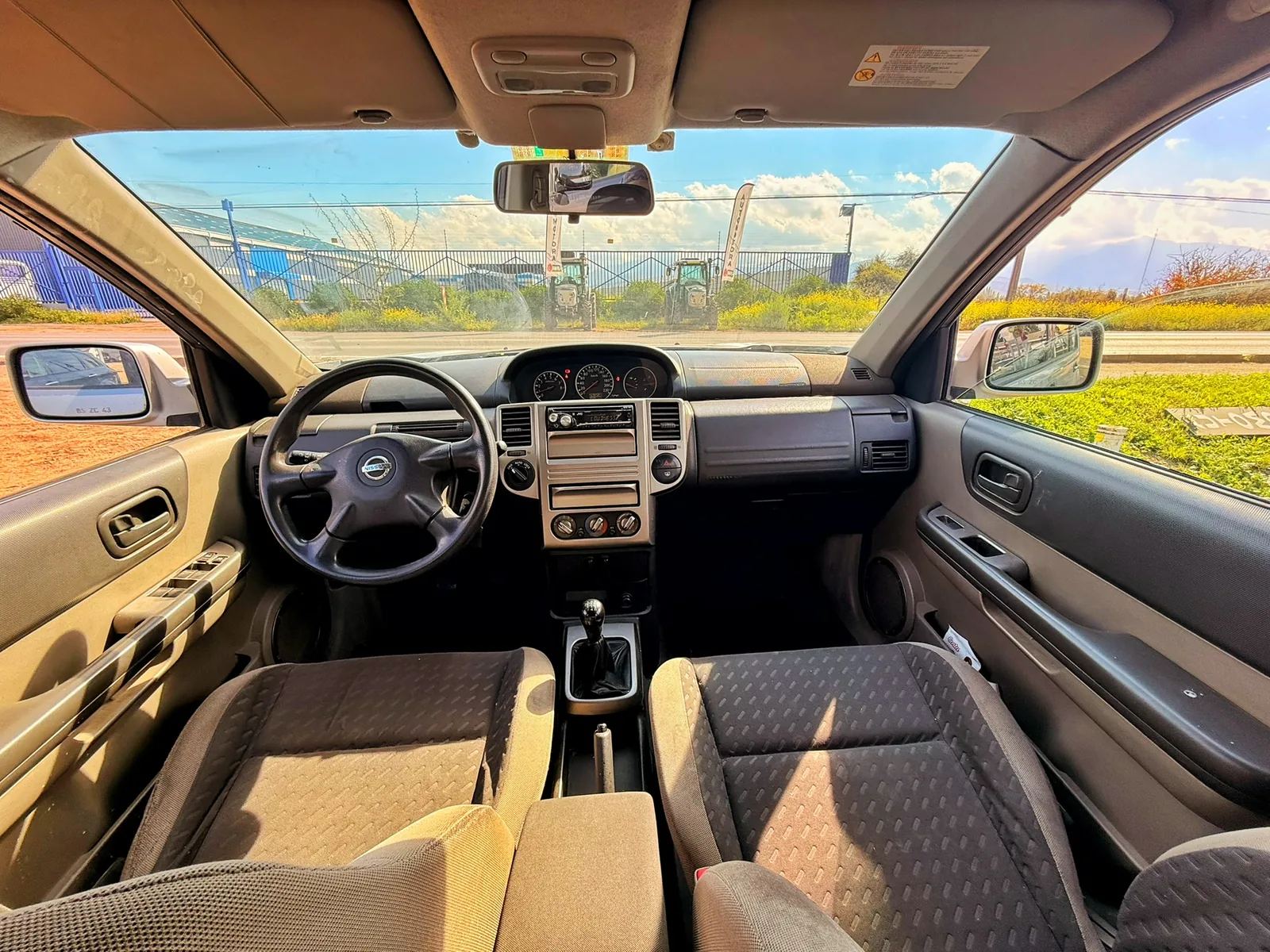 nissan xtrail foto 2