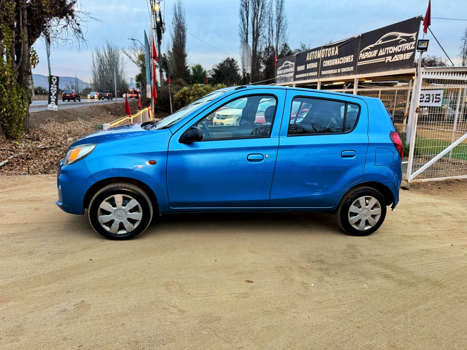 Suzuki Alto foto 6