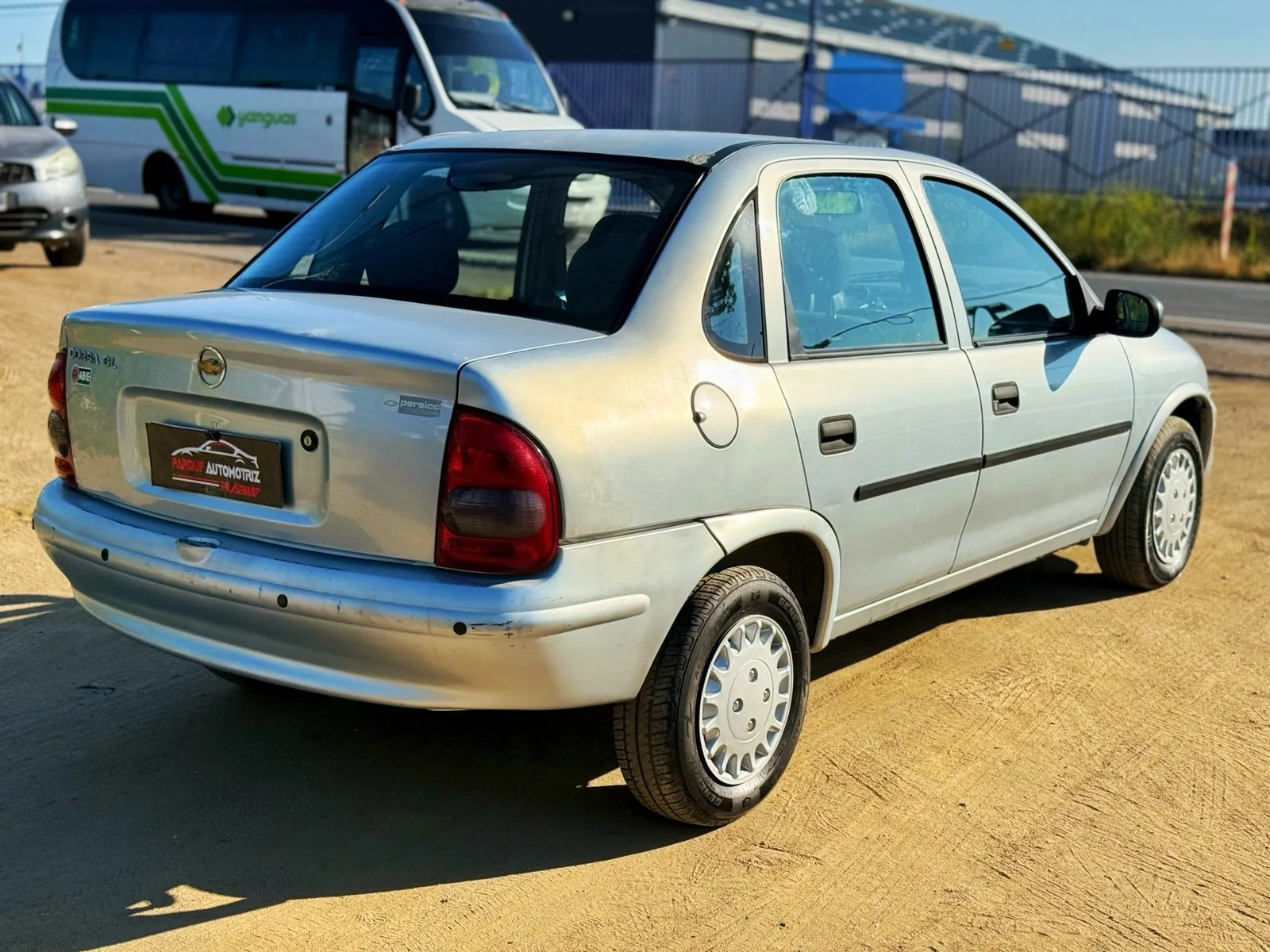 Chevrolet Corsa foto 3