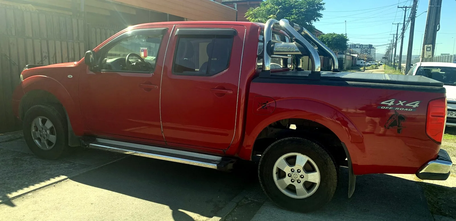 Nissan Navara DCab SE 4x4 2.5 foto 4