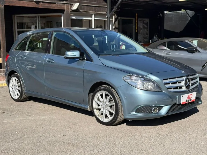 Mercedes-Benz B180 CDI AUT DIESEL foto 3