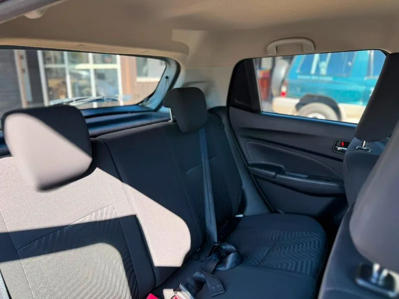 Suzuki SWIFT GL SPORT 1.2 AT foto 19