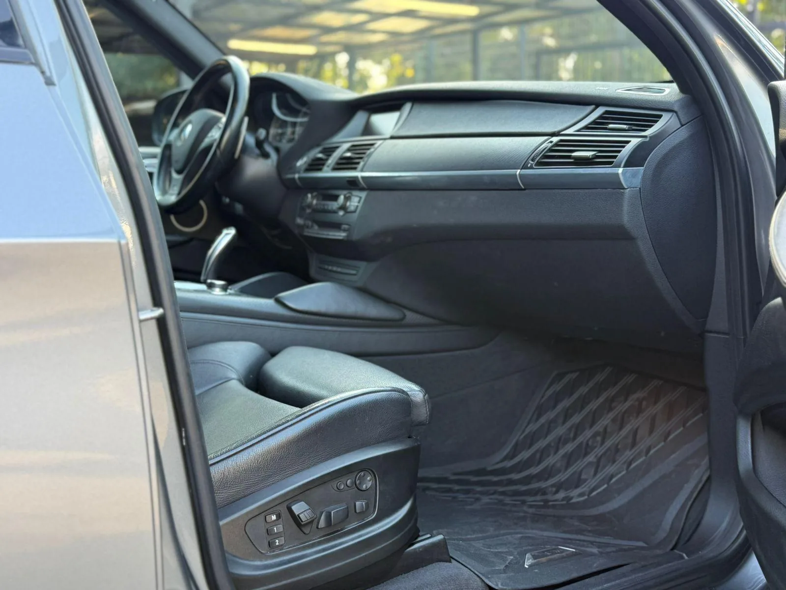 BMW X5 M foto 16
