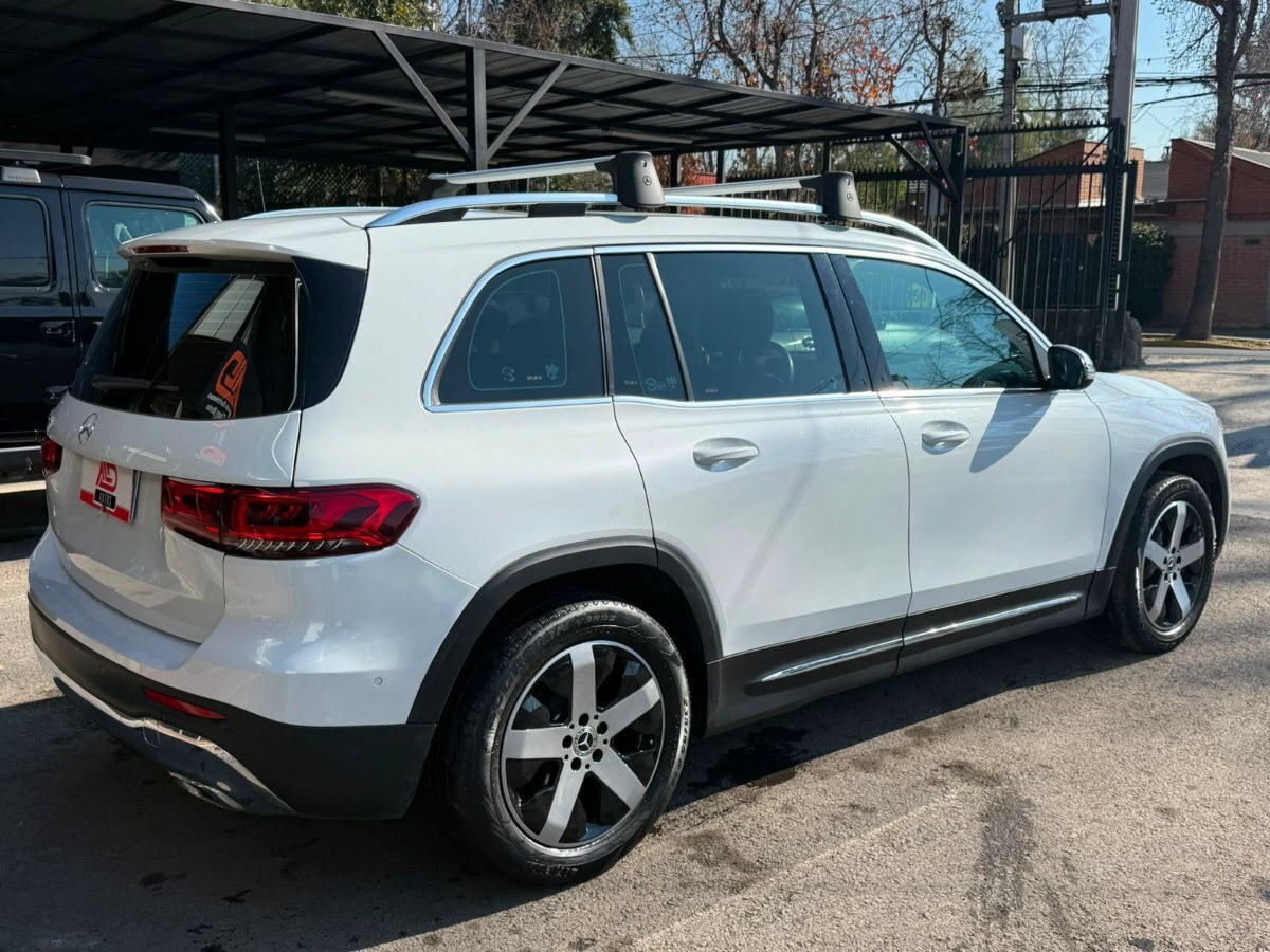 MERCEDES-BENZ GLB 200 foto 4