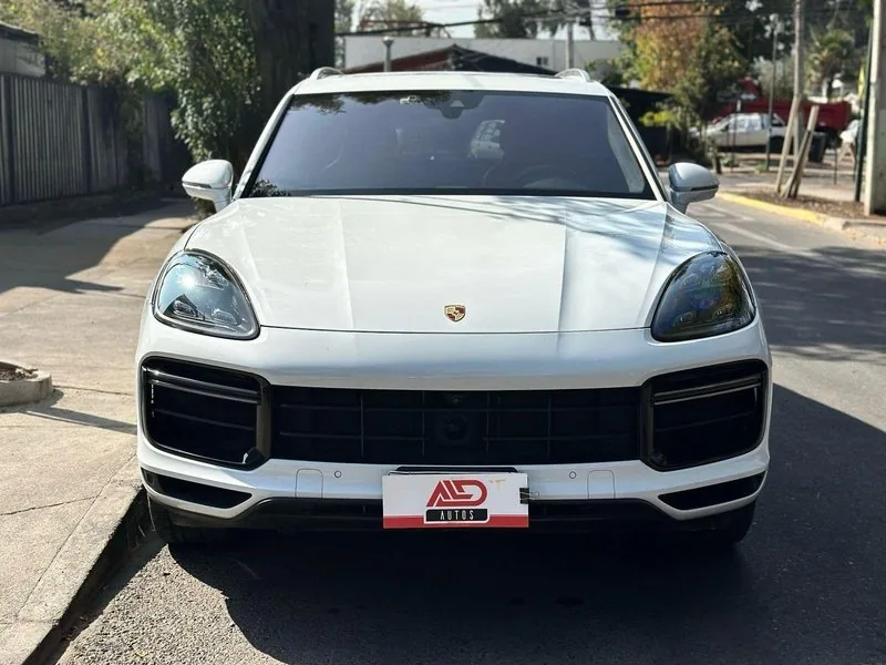 Porsche CAYENNE TURBO foto 2