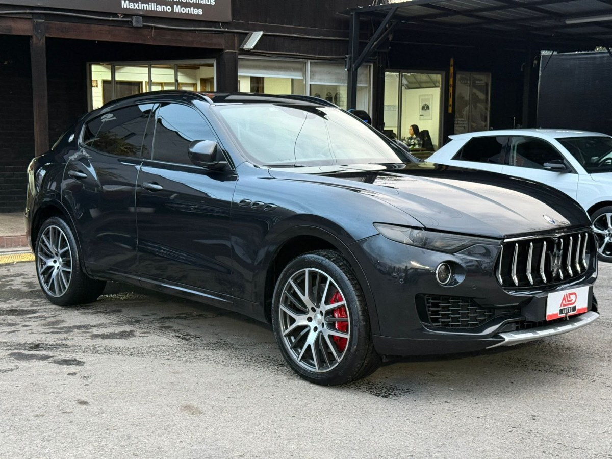 Maserati Levante foto 2