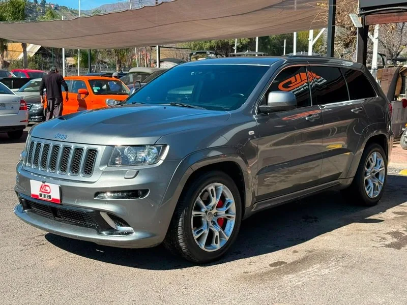 Jeep GRAND CHEROKEE SRT8 6.4 foto 1