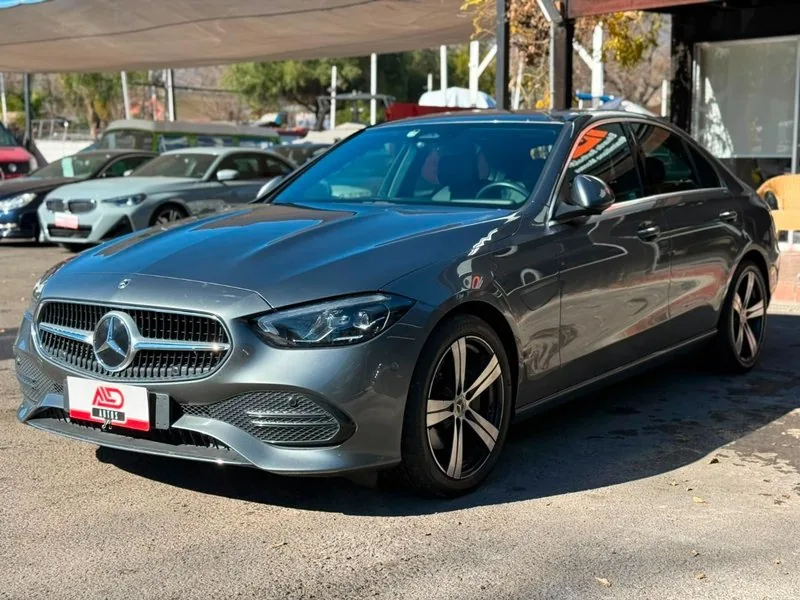 Mercedes-Benz C200 foto 1