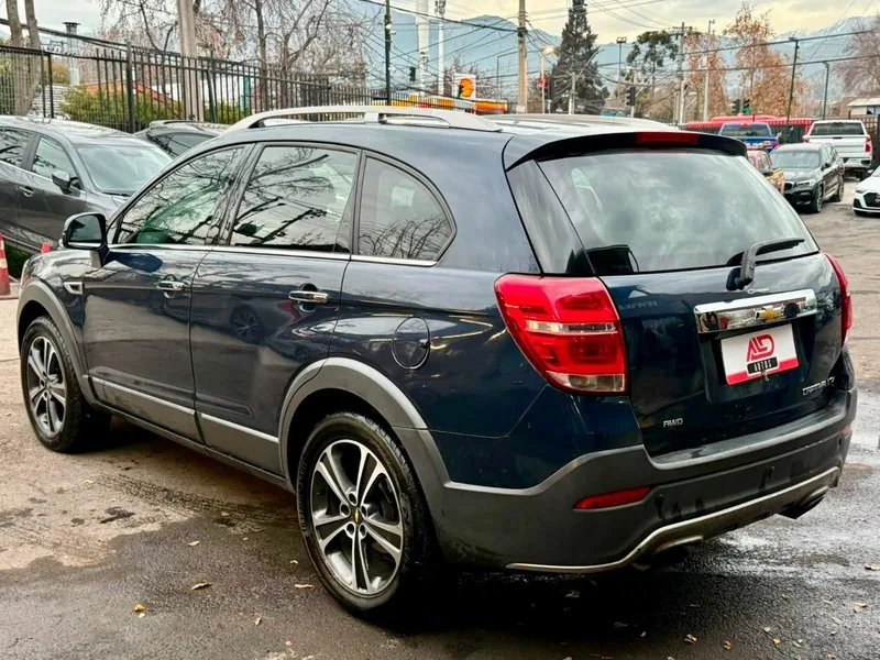 Chevrolet CAPTIVA LTZ DIESEL AWD AT foto 6