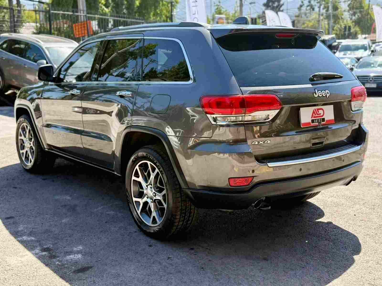 JEEP GRAND CHEROKEE LIMITED 3.6 4X4 foto 7