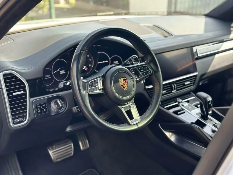 Porsche CAYENNE TURBO foto 9