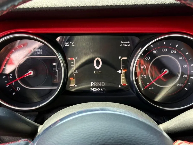 Jeep WRANGLER RUBICON UNLIMITED 3.6 EQUIPADO foto 15