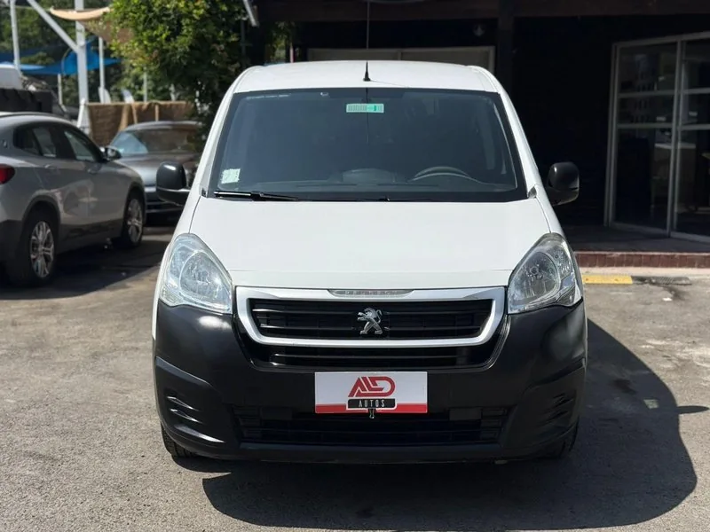Peugeot PARTNER HDI 1.6 MT DIESEL IMPECABLE foto 2