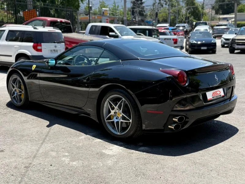 Ferrari CALIFORNIA F149 4.3 foto 6