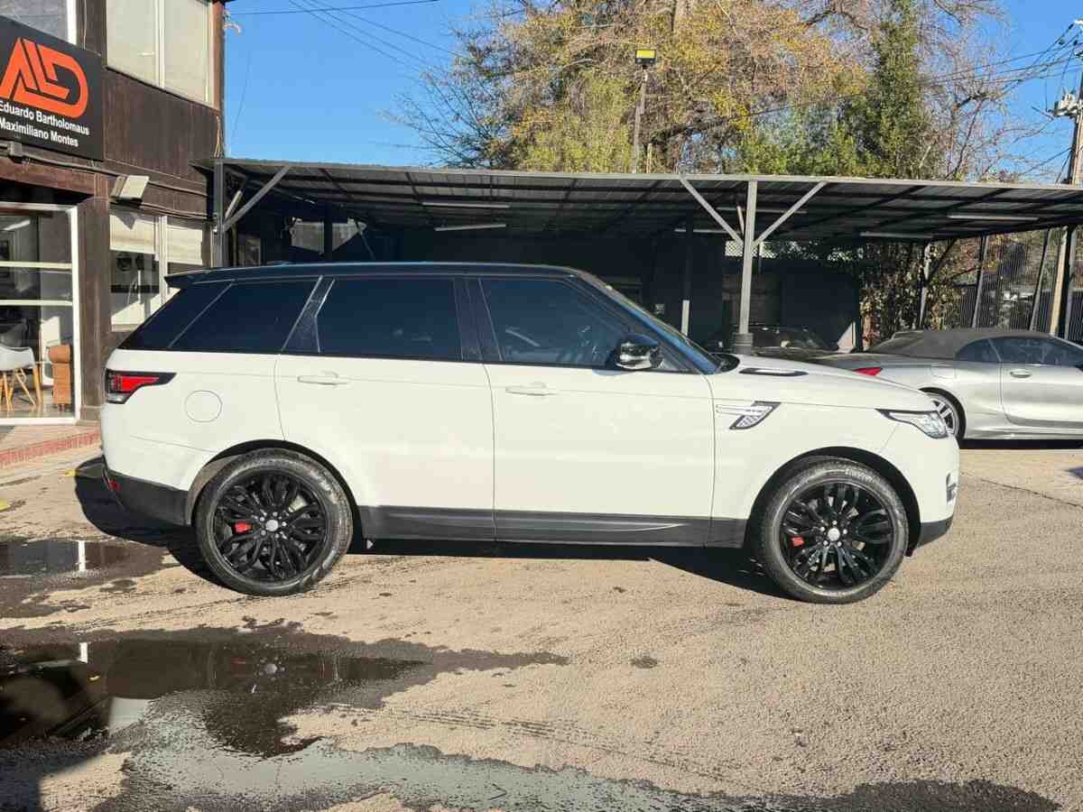 Range Rover Sport HSE 3.0 foto 6
