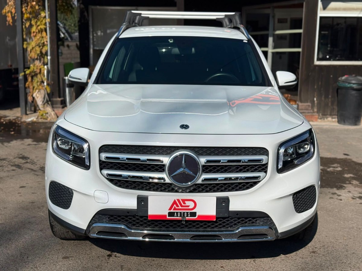Mercedes-Benz GLB 200 foto 1