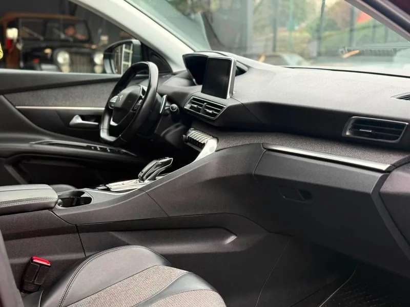 Peugeot 3008 ALLURE BLUE HDI 1.5T foto 16