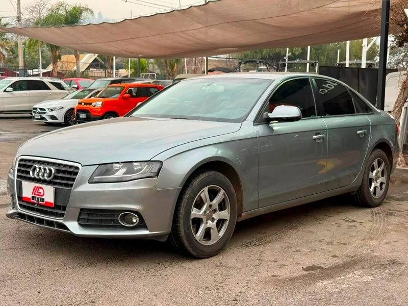Audi A4 1.8 TURBO foto 1