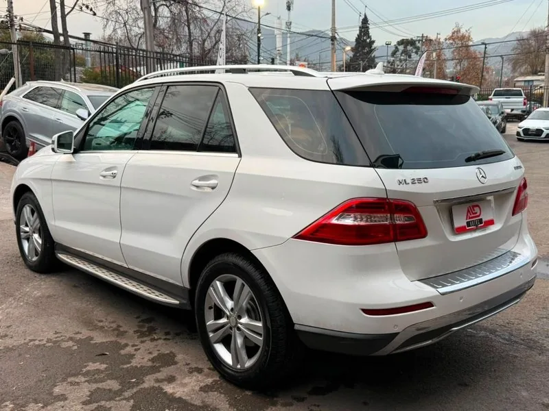 Mercedes-Benz ML 250 4 MATIC 2.2 DIESEL foto 6