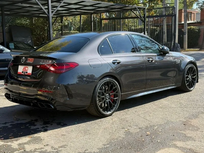 Mercedes-Benz C63 AMG S E PERFORMANCE foto 5
