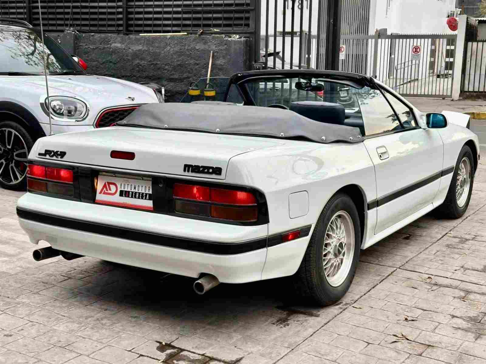 Mazda RX-7 foto 4