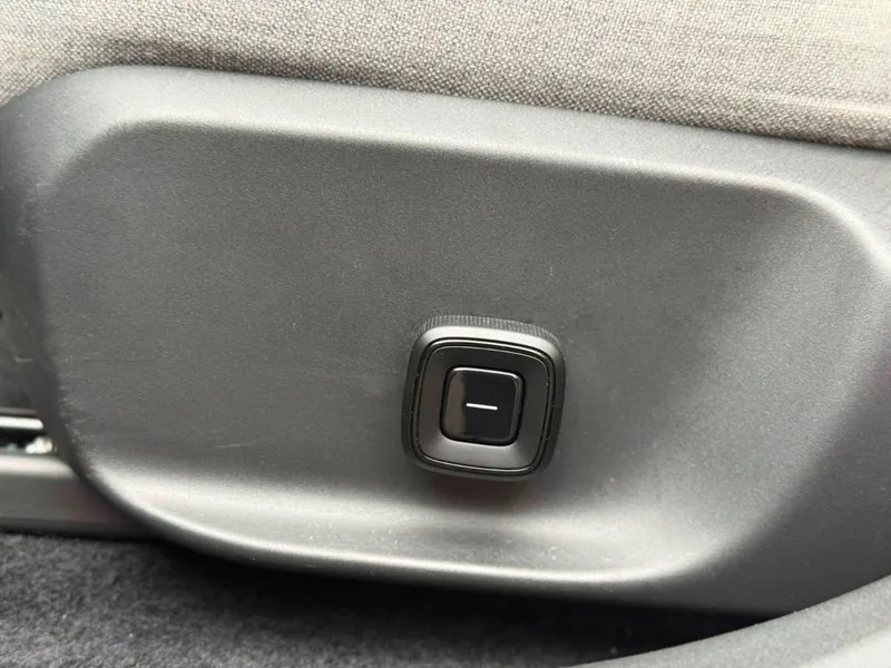 Volvo EX30 E60 ULTRA AT foto 14