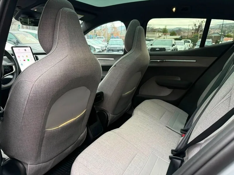Volvo EX30 E60 ULTRA AT foto 16