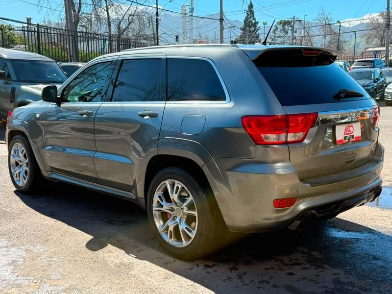 Jeep GRAND CHEROKEE SRT8 6.4 foto 6