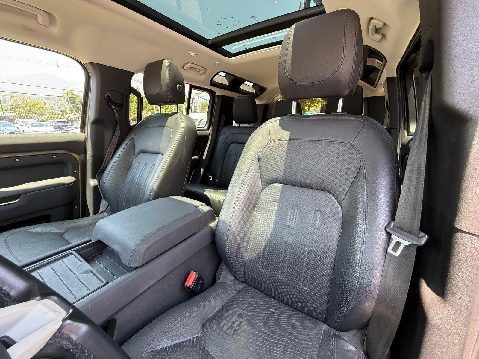 LAND ROVER DEFENDER 110 FIRST EDITION foto 19