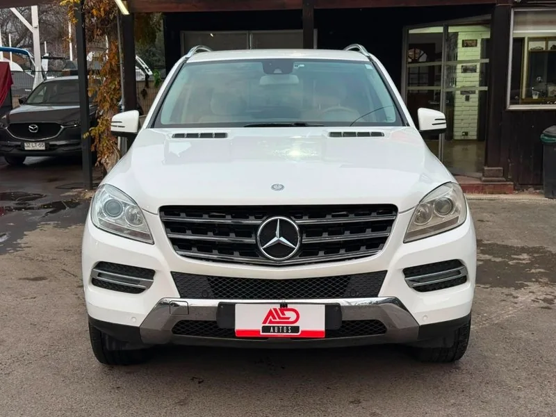 Mercedes-Benz ML 250 4 MATIC 2.2 DIESEL foto 2