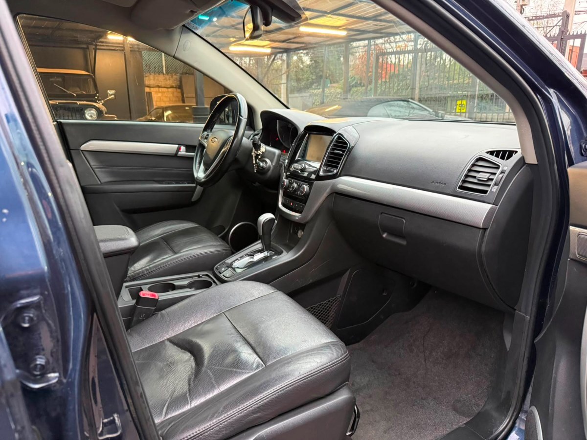 Chevrolet Captiva LTZ Diesel AWD foto 14